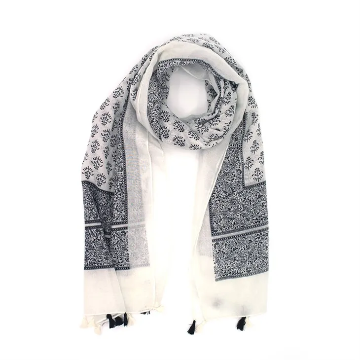 Lillelised polüst naiste sallid