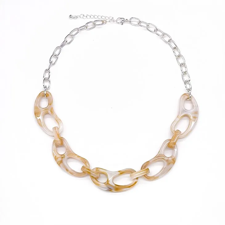 Hõbedane julge kaelakee